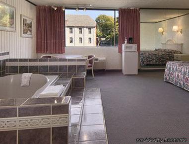 Schenectady Inn Номер фото